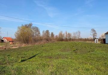 Građevinsko zemljište s dostupnim priključcima [Piškorevci]