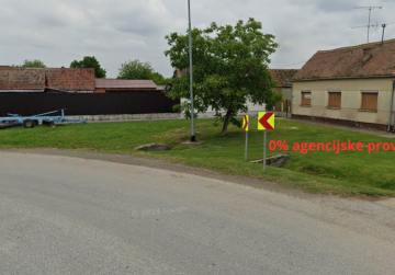 KUĆA SA VELIKOM OKUĆNICOM!