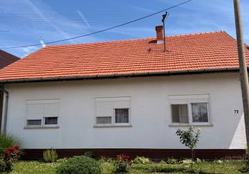 Obiteljska kuća, ljetna kuhinja i garaža [Semeljci], Semeljci, Hrvatska