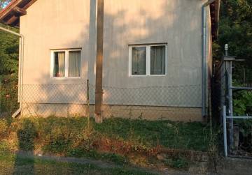 KUĆA U MIRNOM DIJELU GRADA [BELI MANASTIR], Osijek, Hrvatska
