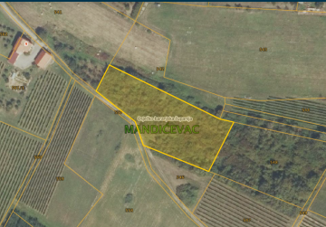 Poljoprivredno zemljište 4.500m² [Mandićevac]