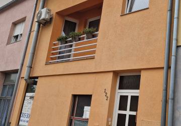 KUĆA SA POSLOVNIM PROSTOROM  400 m² [OSIJEK]