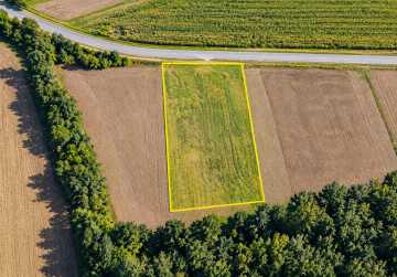 BOKŠIĆ – POLJOPRIVREDNO ZEMLJIŠTE 6.600 m² | DIREKTAN PRISTUP S CESTE, Našice, Хорватия