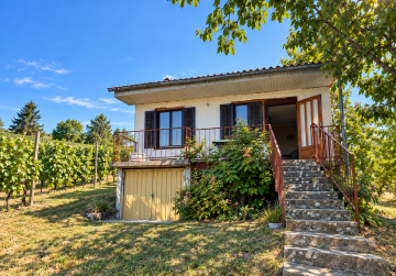 MANDIĆEVAC – DVIJE VIKENDICE, VINOGRAD I VOĆNJAK | IMANJE 3.840 m², Mandićevac, Kroatien