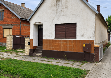 Prostrana obiteljska kuća sa 6 soba, pomoćnim objektima i okućnicom od 1.616 m² [Radikovci], donji miholjac, Kroatien