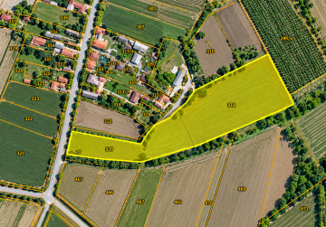 Zemljište 23.759 m² uz cestu - odlična lokacija [Drenjski Slatinik]