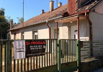 Kuća s izlazom na dvije ulice, Šećerana [Beli Manastir]