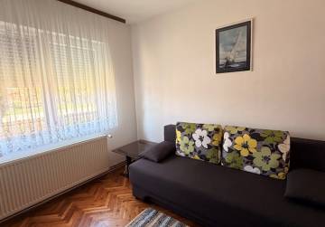 Prostrana kuća s garažom [Vučevci], Vučevci, Хорватия