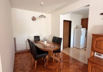 Prostrana kuća s garažom [Vučevci], Vučevci, Хорватия