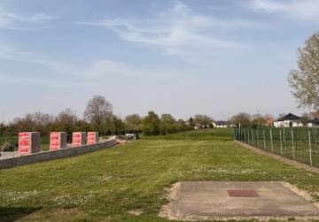 Lijepa obiteljska kuća s terasom [Vinkovci], Vinkovci, Hrvatska