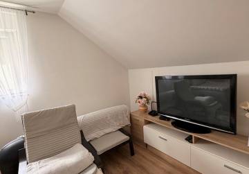 Lijepa obiteljska kuća s terasom [Vinkovci], Vinkovci, Hrvatska