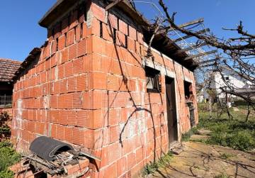 Kuća katnica s prostranim dvorištem [Vinkovci], Vinkovci, Kroatien