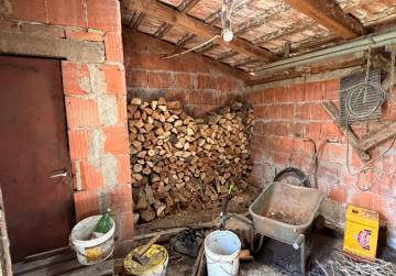 Kuća katnica s prostranim dvorištem [Vinkovci], Vinkovci, Kroatien