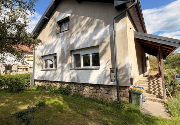 Moderna i prostrana obiteljska kuća [Orahovica], Orahovica, Kroatien