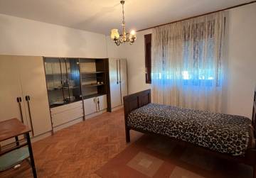 Kuća s prostranom okućnicom [Kuševac], Đakovo, Croatia