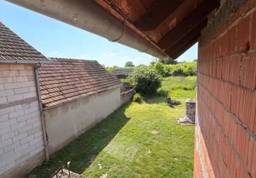 Obiteljska kuća s potencijalom [Orolik], Vinkovci, Hrvatska