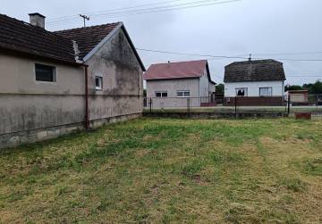 GRAĐEVINSKO ZEMLJIŠTE (1019 m²) - BELIŠĆE, Osijek, Хорватия