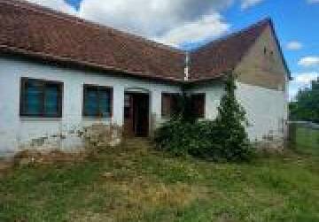 GRAĐEVINSKO ZEMLJIŠTE SA POSTOJEĆOM KUĆOM (POTPUNA ADAPTACIJA ) 1345,10 m2, Slatina, Kroatien