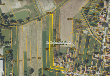 GRAĐEVINSKO ZEMLJIŠTE U TENJI (6100 m²), Osijek, Kroatien