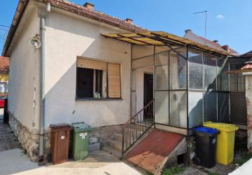 KUĆA ZA ADAPTACIJU U VINKOVCIMA, Vinkovci, Hrvatska