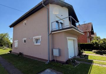 Uređena visoka prizemnica s prostranom okućnicom [Forkuševci], Forkuševci, Хорватия