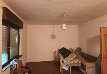 PROSTRANA KUĆA S VELIKIM POTENCIJALOM U OPATOVCU (547m²), Vukovar, Hrvatska