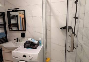 Prostran stan, 120 m² u centru s dvije funkcionalne stambene cjeline [Đakovo], Đakovo, Hrvatska