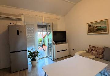 Prostran stan, 120 m² u centru s dvije funkcionalne stambene cjeline [Đakovo], Đakovo, Hrvatska