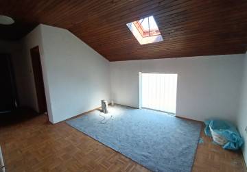PROSTRANO SEOSKO IMANJE ZA ADAPTACIJU U LOVASU, Vukovar, Kroatien
