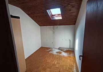 PROSTRANO SEOSKO IMANJE ZA ADAPTACIJU U LOVASU, Vukovar, Kroatien