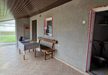 USELJIVA KUĆA I PROSTRANO IMANJE 5663 m² [BEKETINCI], Čepin, Hrvatska