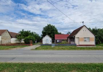 USELJIVA KUĆA I PROSTRANO IMANJE 5663 m² [BEKETINCI], Čepin, Hrvatska