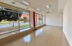 Poslovni prostor s velikim izlozima na frekventnoj lokaciji - 116,82 m² [Đakovo], Đakovo, Kroatien