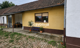 Najam prostrane obiteljske kuće sa 6 soba i okućnicom od 1.616 m² [Radikovci], Osijek, Hrvatska