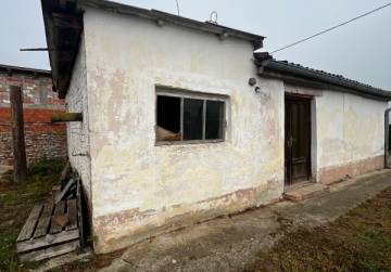 Kuća s dvorištem + oranica [Forkuševci], Forkuševci, Hrvatska