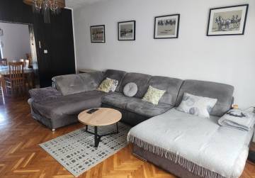 KUĆA U RETFALI! OSIJEK!, Osijek, Kroatien