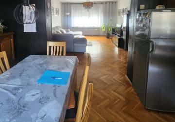 KUĆA U RETFALI! OSIJEK!, Osijek, Kroatien