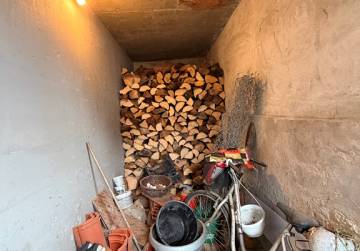 Uređena obiteljska kuća [Milanovac], , 