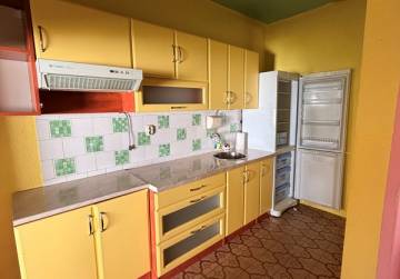 Obiteljska kuća na traženoj lokaciji [Đakovo], Đakovo, Хорватия