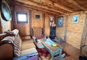 Imanje s privatnim jezerom/ribnjakom [Lug Subotički], Našice, Хорватия