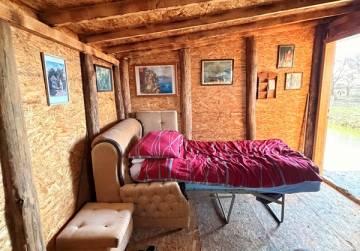 Imanje s privatnim jezerom/ribnjakom [Lug Subotički], Našice, Хорватия