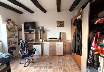 Imanje s privatnim jezerom/ribnjakom [Lug Subotički], Našice, Хорватия