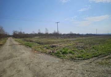 PRODAJE SE ZEMLJIŠTE – GOSPODARSKA ZONA ZADUBRAVLJE (SL.BROD), Slavonski Brod, Hrvatska