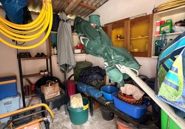 Obiteljska kuća s oranicom [Đakovo], Đakovo, Хорватия