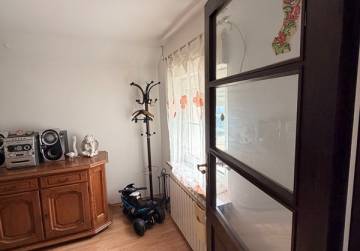 Obiteljska kuća s oranicom [Đakovo], Đakovo, Хорватия