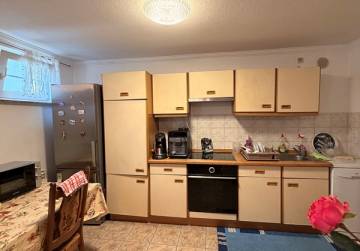 Obiteljska kuća s oranicom [Đakovo], Đakovo, Хорватия