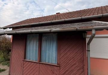 Obiteljska kuća na mirnoj lokaciji [Satnica Đakovačka], Satnica Đakovačka, Croatia