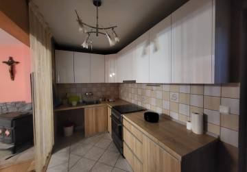 STAMBENO-POSLOVNA NEKRETNINA NA PRODAJU | KUŠEVAC | ODLIČNA INVESTICIJA | VIŠE NAMJENA, Kuševac, Hrvatska